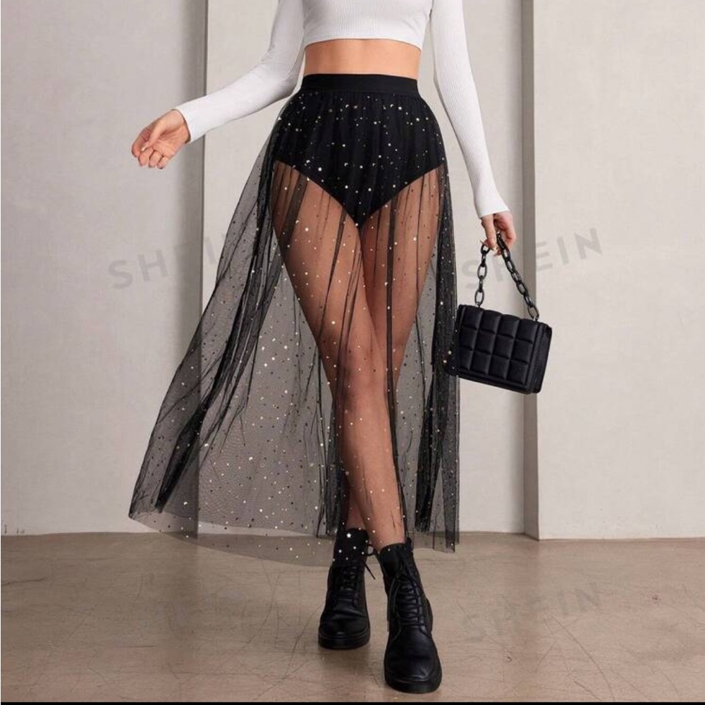 Galaxy Mesh Skirt Size L